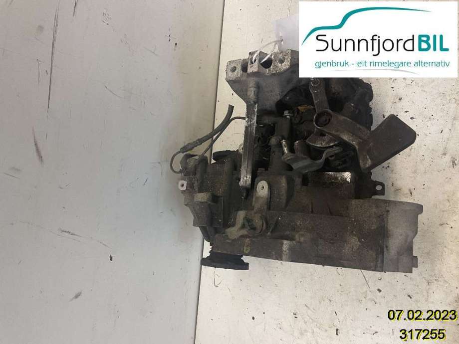 Girkasse manuell til VW Golf V, Combi 2003-2008  (VOLKSWAGEN|0A4 300 045|GQQ)