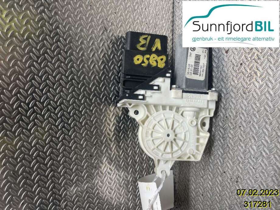 Ruteheis venstre til VW Golf V, Combi, 2003-2008  (VOLKSWAGEN|1K0959703P)
