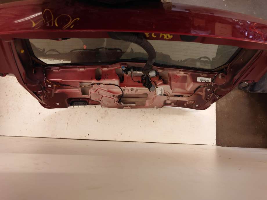 Bakluke til Volvo V70 2007-2013 (Type III, Fase 1)  (VOLVO|39807945|)