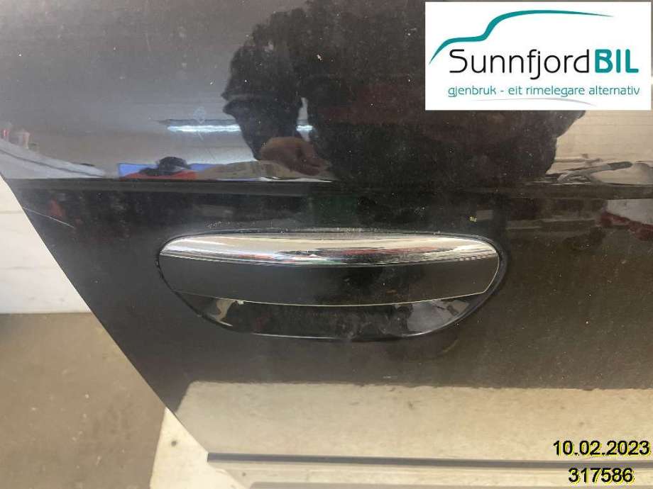 Dørhåndtak utv høyre foran til Audi A3 2009-2012 (Type II, Fase 2)  (AUDI|4F0 839 239 B|4F0 837 207 B|4B0839885)