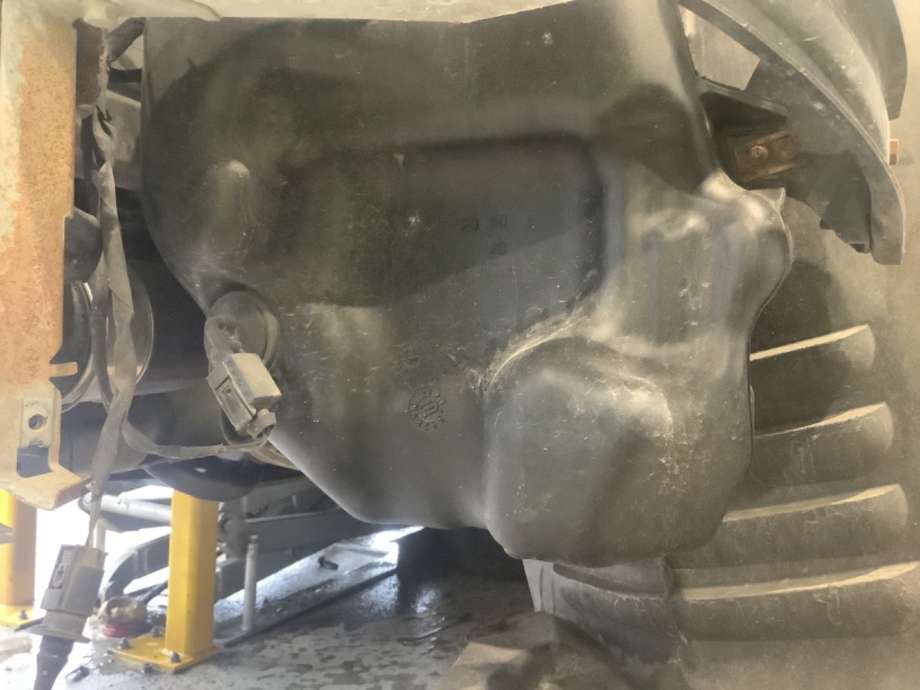 Spylertank til Mercedes E-Klasse, 2013-2016 (Fase 2) (W212) (W212) (MERCEDES|)