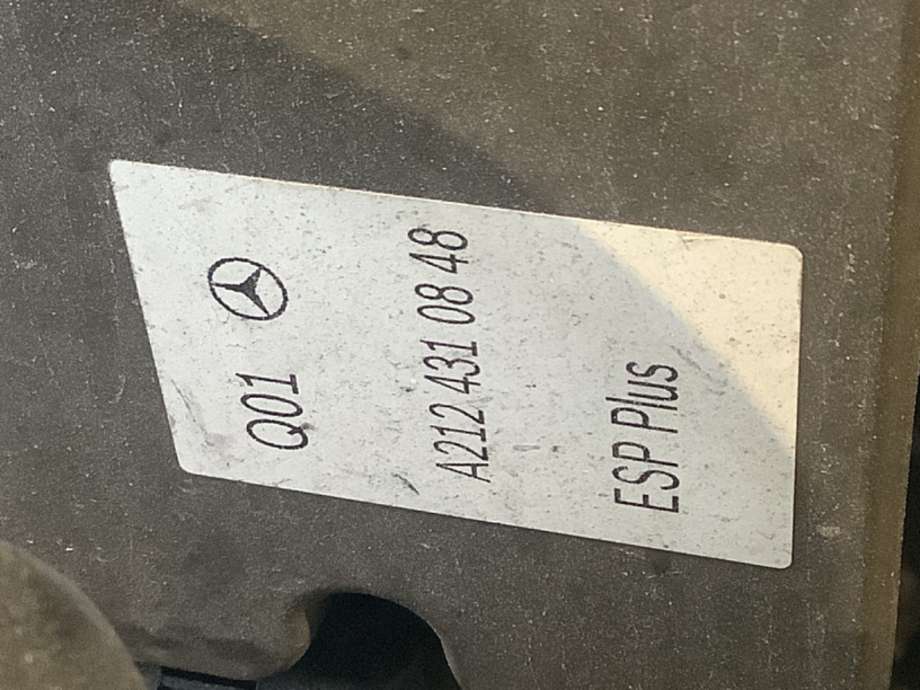 ABS sentral til Mercedes E-Klasse 2013-2016 (Fase 2) (W212) (W212) (MERCEDES|A 212 431 96 12|A 212 431 09 48|)