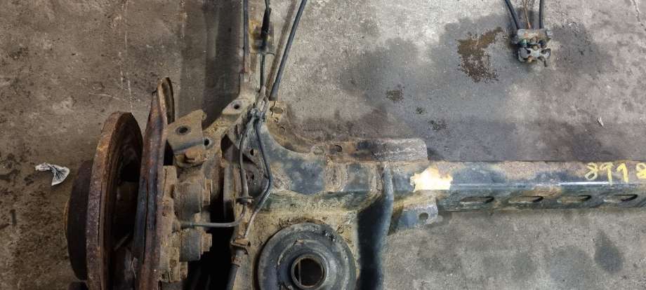 Bakaksel til Opel Vivaro B 2014-2019 (OPEL||93868595)