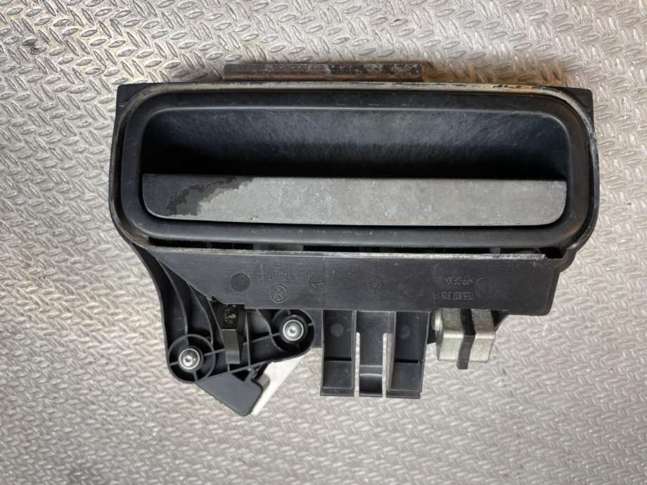 Bakluke/bakdør håndtak til VW Caddy 2010-2015 (Type III, Fase 2)  (VOLKSWAGEN|2K5827565D||2K5 827 565 D)