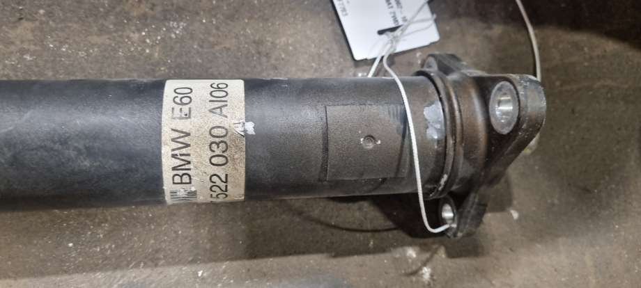 Mellomaksel til BMW 5-Serie 2003-2010 (E60/E61) (E60/E61) (BMW|26 10 7 573 574||7522030AI06)