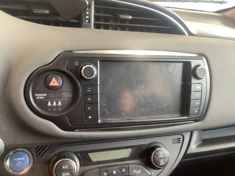 Bilstereo til Toyota Yaris, 2012-2014 (Type III, Fase 1)  (TOYOTA|)