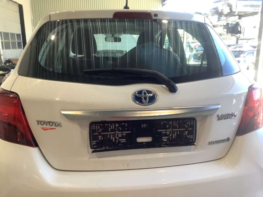 Bakluke combi til Toyota Yaris, 2014-2020 (Type III, Fase 2)  (TOYOTA|670050D111)