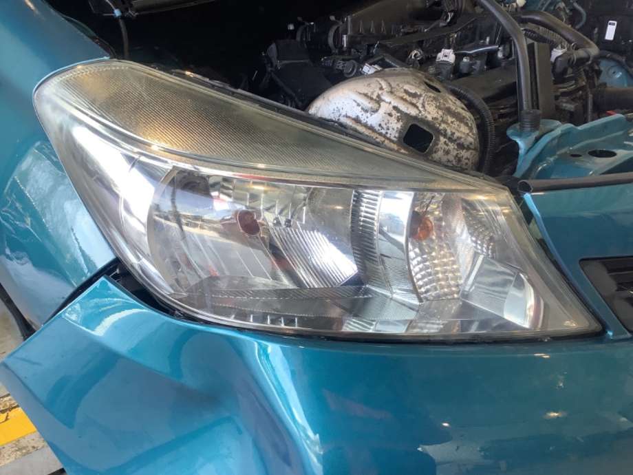 Frontlykt høyre halogen til Toyota Yaris, 2012-2014 (Type III, Fase 1)  (TOYOTA|811300D470)