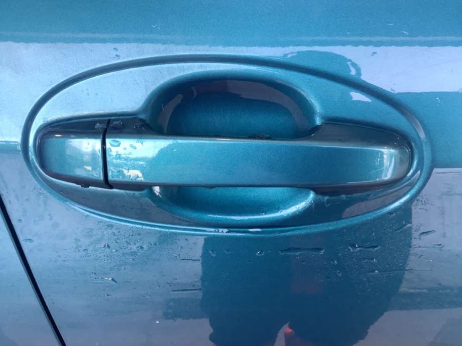 Dørhåndtak utv høyre foran til Toyota Yaris, 2012-2014 (Type III, Fase 1)  (TOYOTA|)