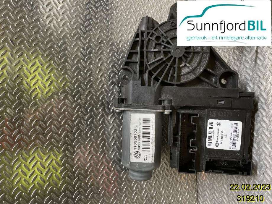 Ruteheis høyre til VW Touran 2003-2006 (Type I, Fase 1) (1T0959702M|402299B|)