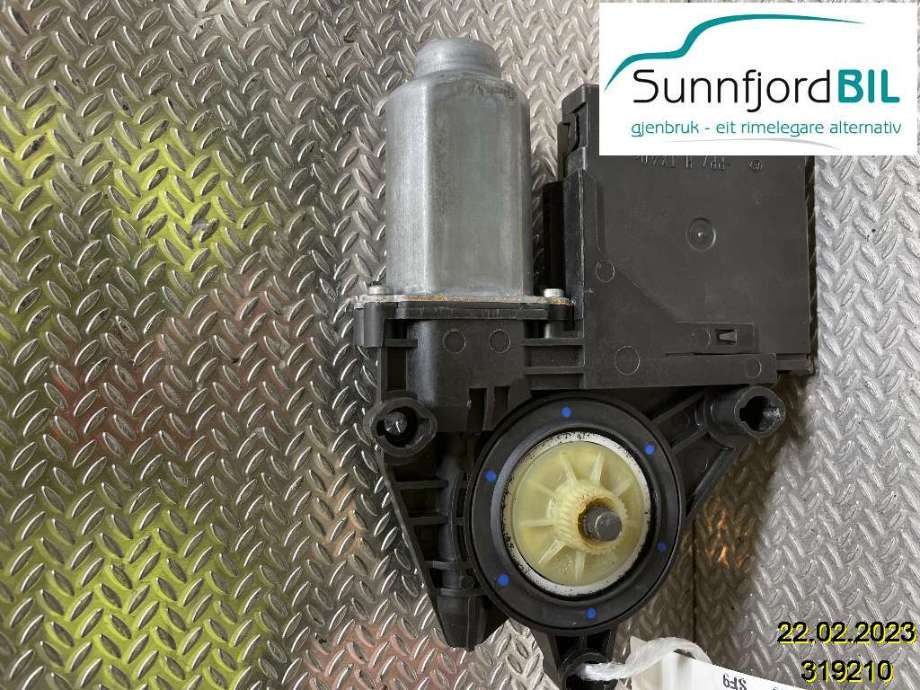 Ruteheis høyre til VW Touran 2003-2006 (Type I, Fase 1) (1T0959702M|402299B|)