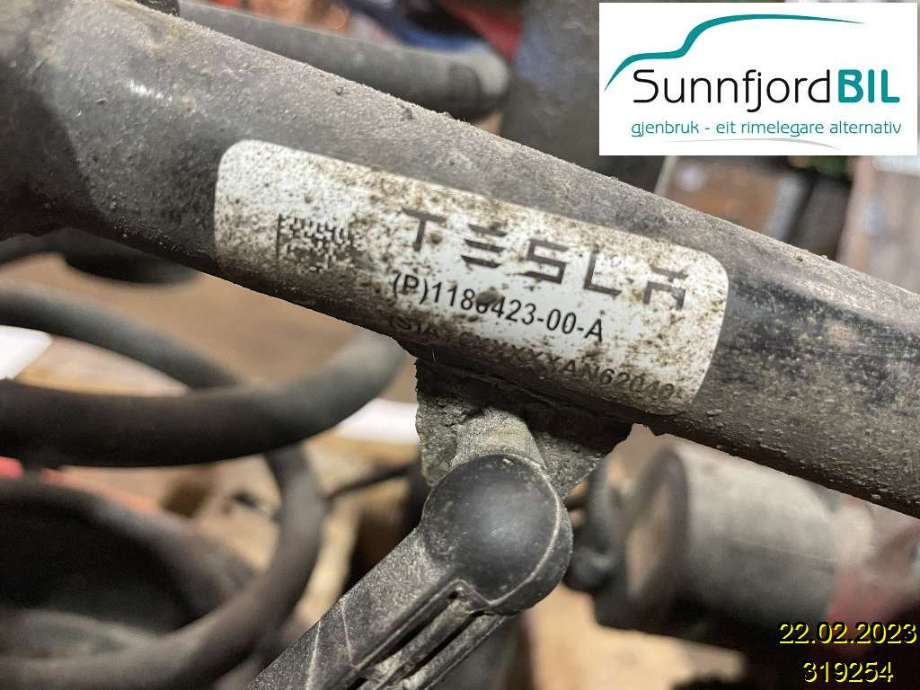 Bærebru venstre bak til Tesla Model 3, 2018-2023 (Fase 1)  (TESLA|1186423-00-A)