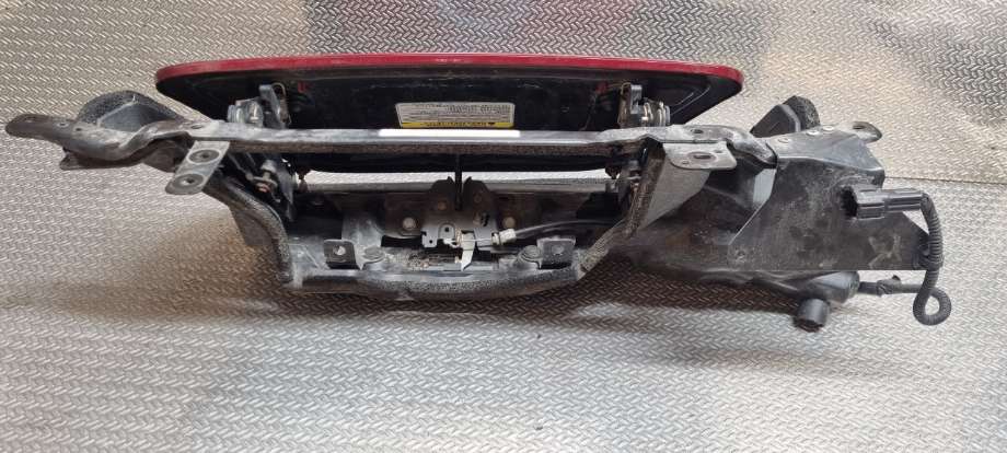Batterilader inntak/luke til Nissan Leaf 2011-2017 (Type I)  (NISSAN|65701-3NL0B|)