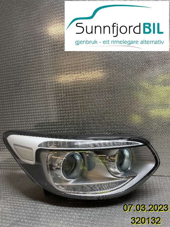 Frontlykt høyre halogen til Kia Soul, 2014-2019 (Type II)  (KIA|92102E40101D)