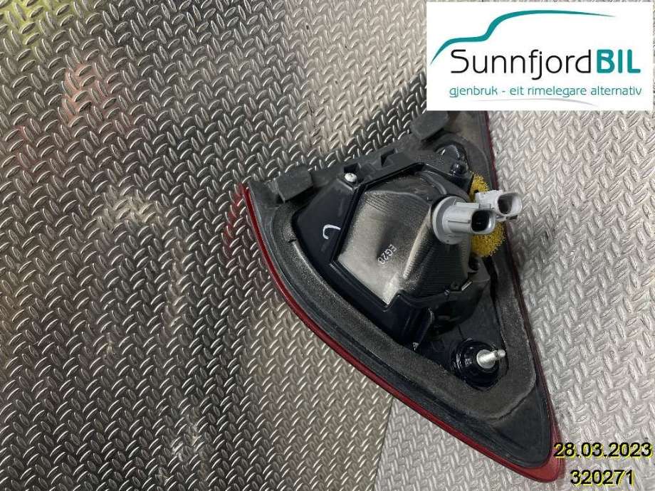 Baklykt høyre indre til Mazda CX-5 2012-2017 (Type I)  (MAZDA|KA0G513F0C)