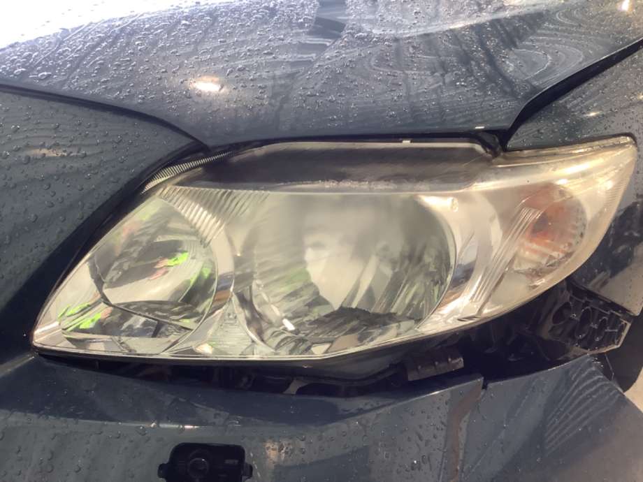 Frontlykt venstre halogen til Toyota Corolla, 2007-2013  (TOYOTA|8117012A60)