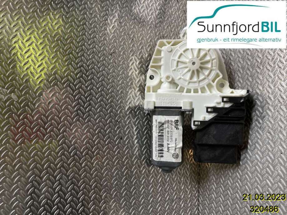 Ruteheis venstre til VW Touran 2007-2010 (Type I, Fase 2)  (VOLKSWAGEN|1K0959703AK|)
