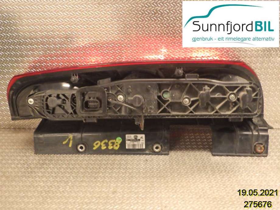 Baklykt venstre til Fiat Doblo 2010-->> (Type II)  (FIAT|51810674||02038099900010)