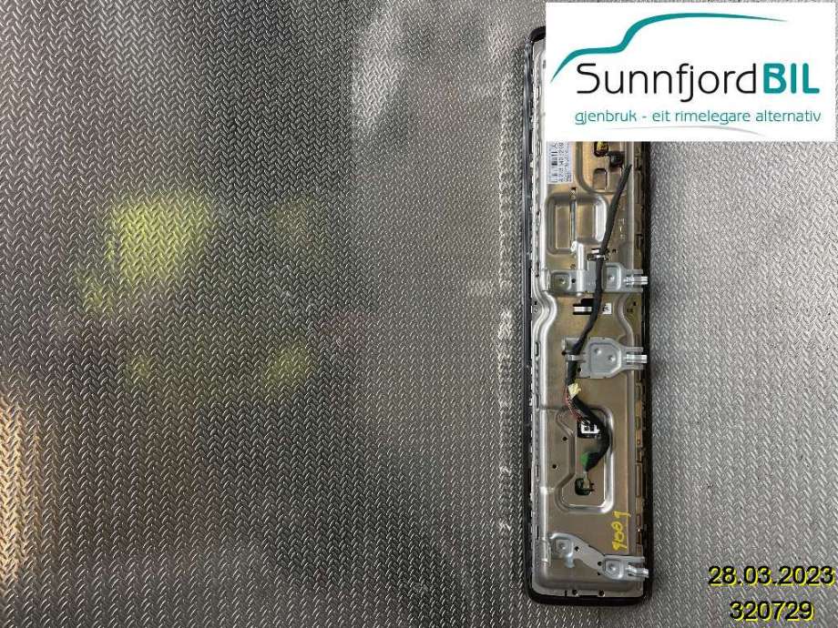 Instrumentpanel til Mercedes E-Klasse 2016-2023 (W213) (W213) (MERCEDES|A2135405299|A 213 540 66 86)