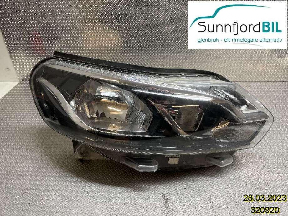 Frontlykt høyre halogen til Toyota Proace 2016-->> (Type II)  (TOYOTA||9808581180)