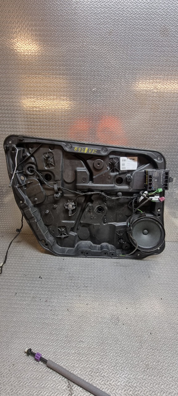 Ruteheis til Mercedes B-Klasse, 2011-2018 (W246) (W246) (MERCEDES|A 246 720 01 79)
