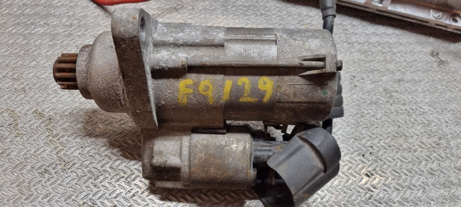 Starter diesel til VW Touran, 2007-2010 (Type I, Fase 2)  (VOLKSWAGEN|0AM911023D)