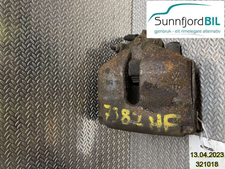 Bremsecaliper høyre foran til Audi A1 2010-2014 (Type I, Fase 1)  (AUDI|1K0615124E|)