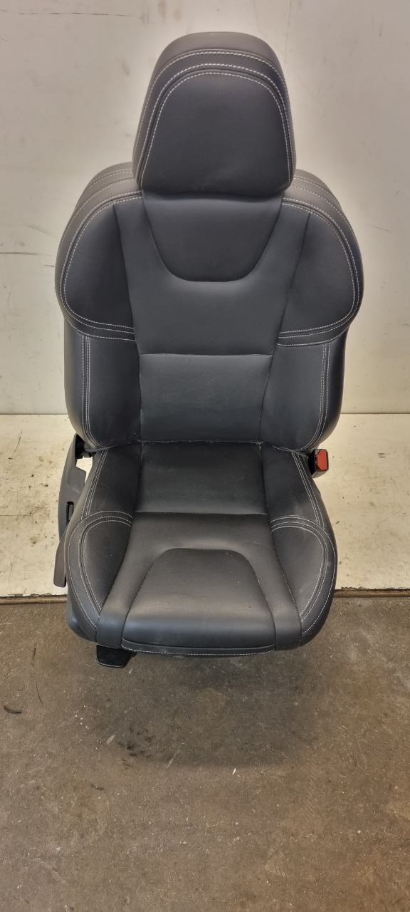 Sete foran høyre til Volvo V60/V60 CC, 2013-2018 (Type I, Fase 2)  (VOLVO|)