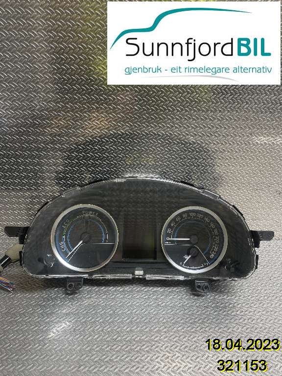 Instrumentpanel til Toyota Auris, 2013-2015 (Type II, Fase 1)  (TOYOTA|838000ZW31)