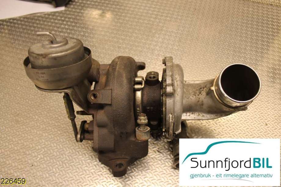 Turbo til Toyota RAV4, 2006-2009 (Type III, Fase 1)  (TOYOTA|1720126020)