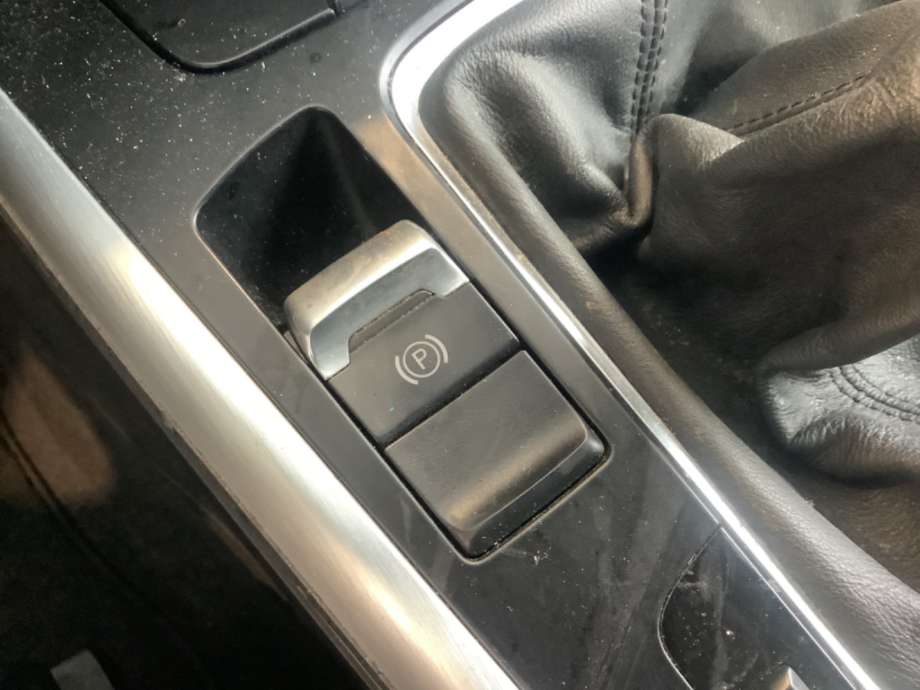 Bryter elektrisk håndbrekk/parkbrems til Audi A4, 2007-2014 (Type IV) (B8) (B8) (AUDI|8K1927225B)