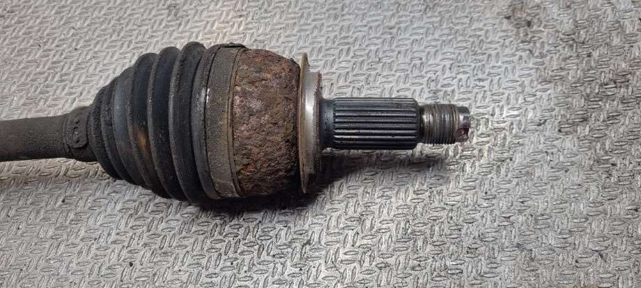 Drivaksel høyre foran til Subaru Forester, 2008-2013 (Type III)  (SUBARU|28321SC033)