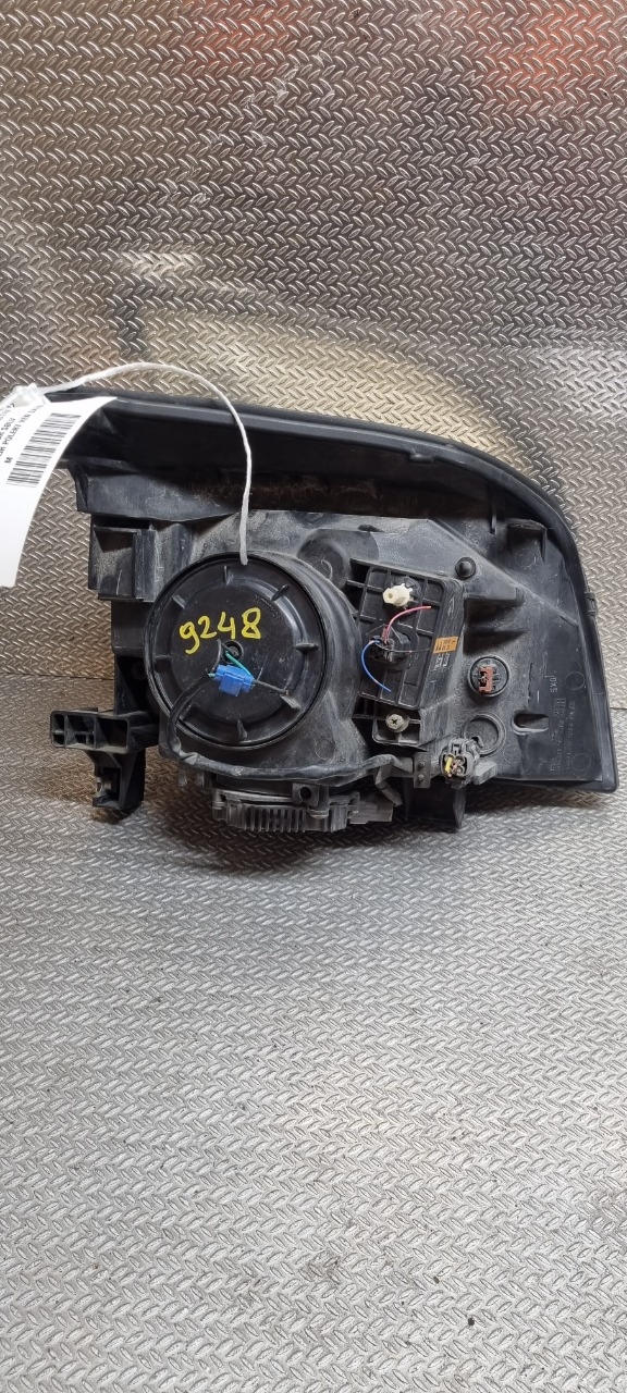 Frontlykt venstre xenon til Nissan X-Trail 2002-2007 (T30) (T30) (NISSAN|26060EQ300|)
