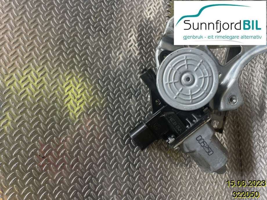 Ruteheis høyre til Mitsubishi ASX, 2010-2019  (MITSUBISHI|5713A257)