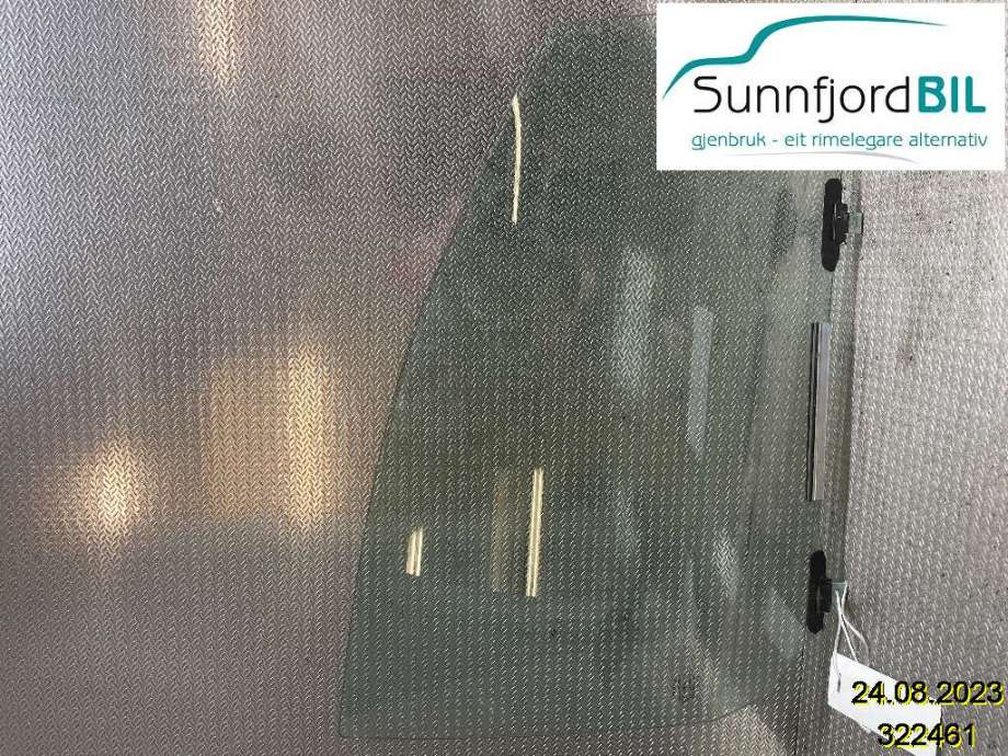 Siderute høyre foran til Toyota Yaris 2009-2011 (Type II, Fase 2) (TOYOTA|681100D020|)