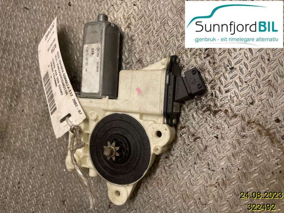 Ruteheis høyre til Toyota Corolla, 2002-2007  (TOYOTA|6981002130)