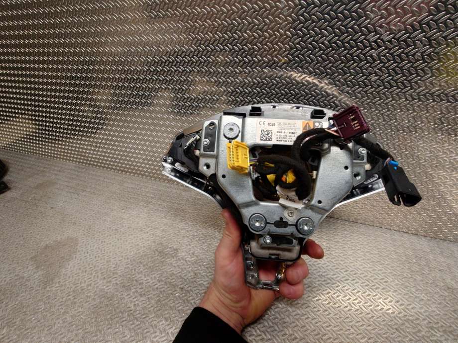 Airbag rattpute til Tesla Model S 2013-2016 (Fase 1)  (TESLA|102250600E|)