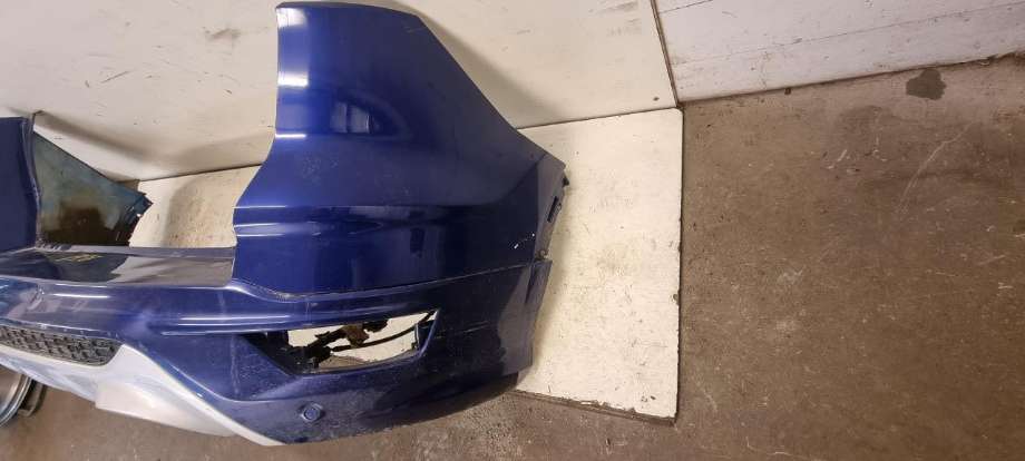 Støtfanger bak til Ford Kuga 2013-2019  (FORD|CV4J17K835AAXWAA|1868667)