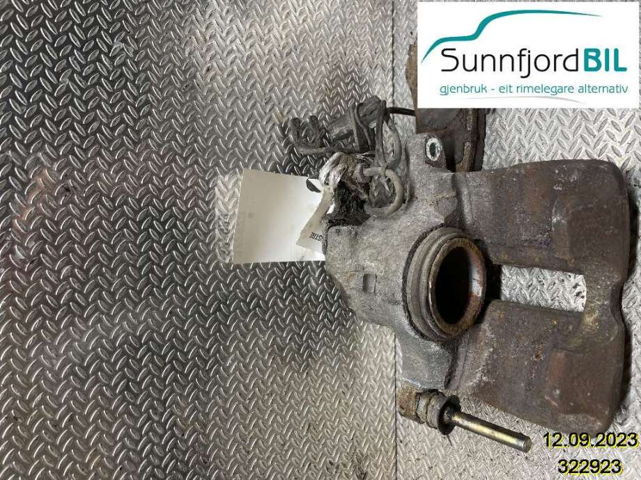 Bremsecaliper venstre foran til Audi A4, 2001-2004 (Type II) (B6) (B6) (AUDI|8E0615123D)
