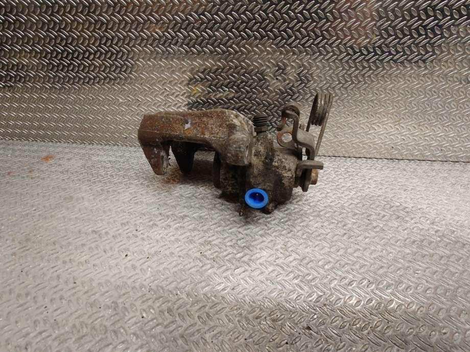 Bremsecaliper høyre bak til Audi A4 2001-2004 (Type II) (B6) (B6) (AUDI|8E0615424G|8E0 615 424 G|)