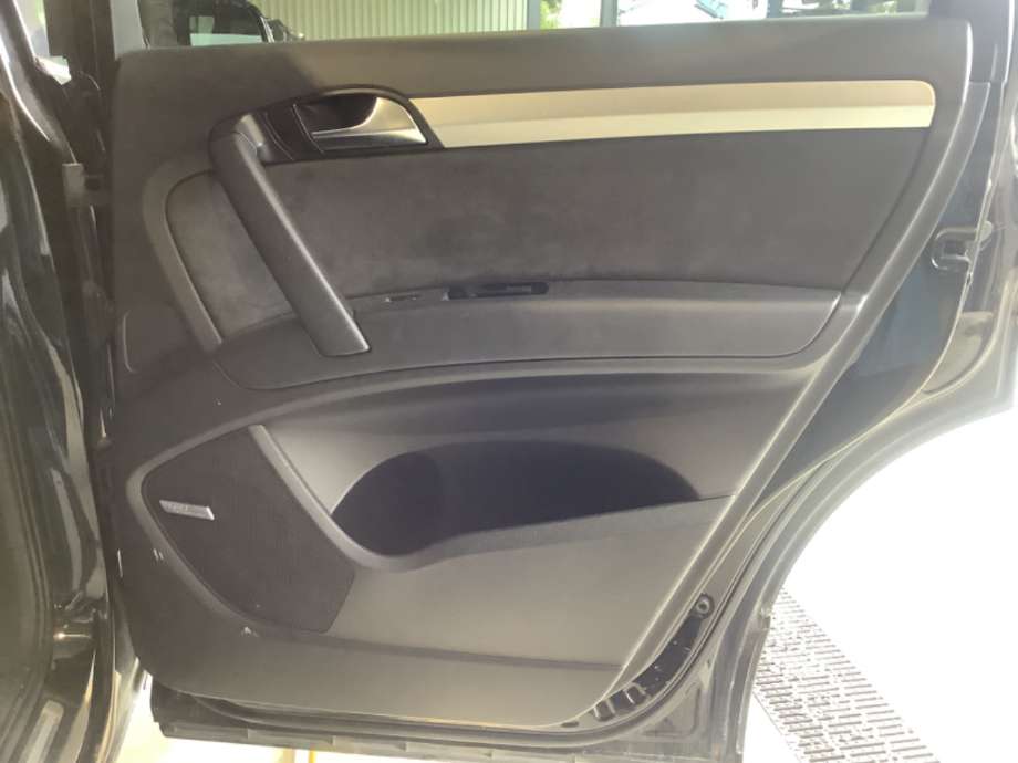 Dørtrekk høyre til Audi Q7, 2006-2010 (Type I, Fase 1)  (AUDI|4L0 867 304 B  WFA)