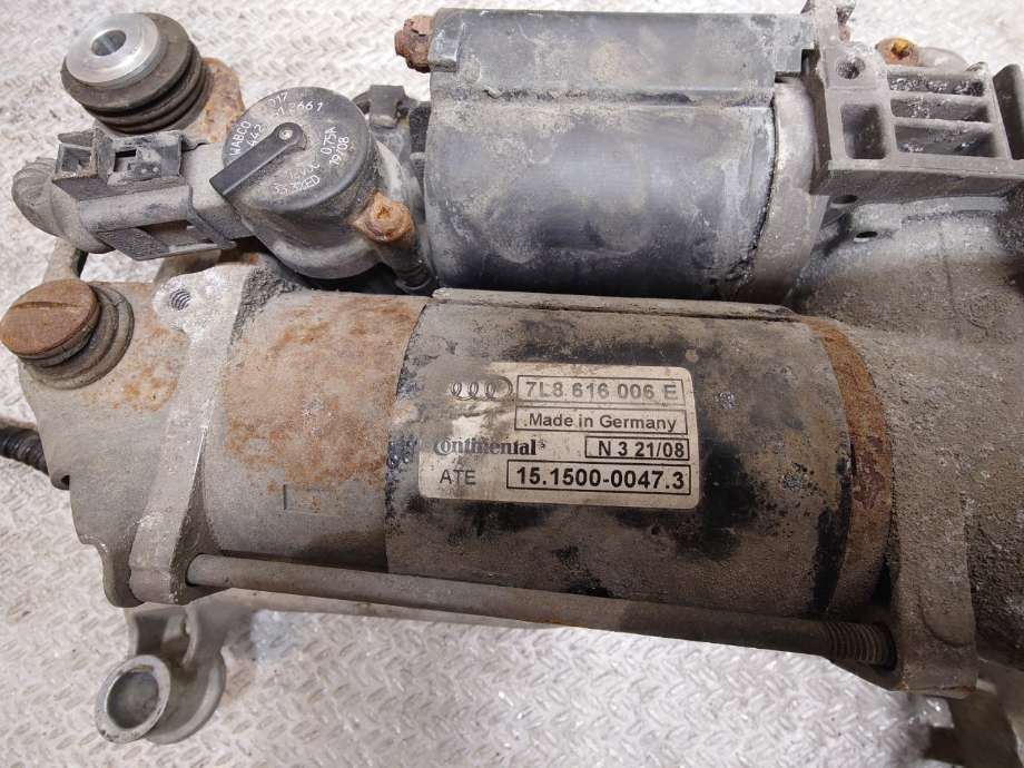 Kompressor nivå/luft til Audi Q7 2006-2010 (Type I, Fase 1)  (AUDI|7L8616006E|4L0698010A|7L8 616 006 E)