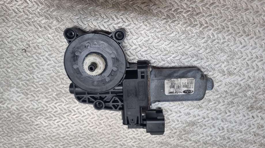 Ruteheis venstre til Ford Ranger / Ranger Raptor 2015-2022  (FORD|2658479|6CP114553AB|)