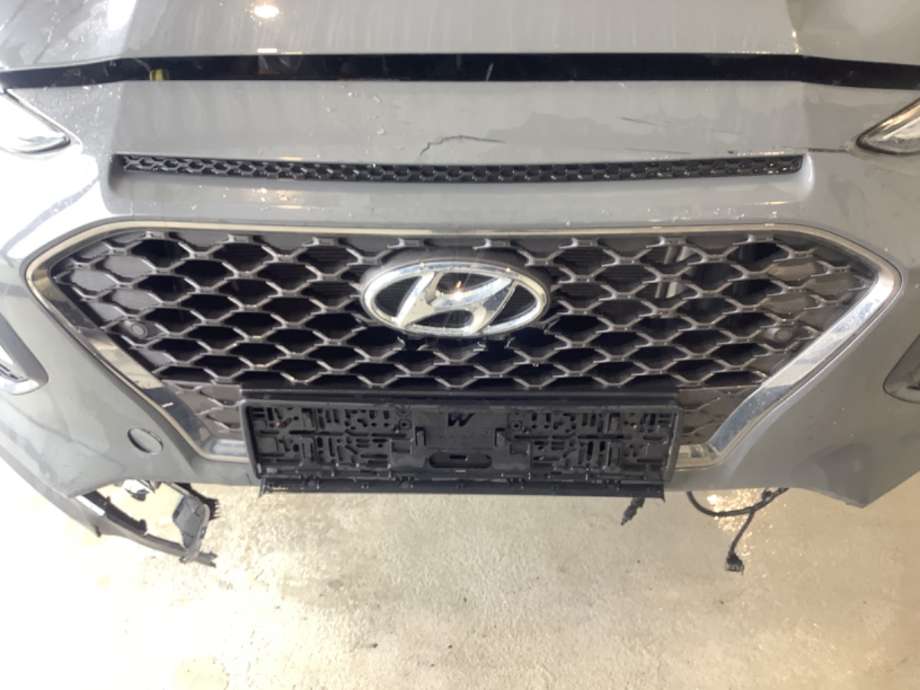 Grill til Hyundai Kona, 2017-2021 (Type I, Fase 1)  (HYUNDAI|)