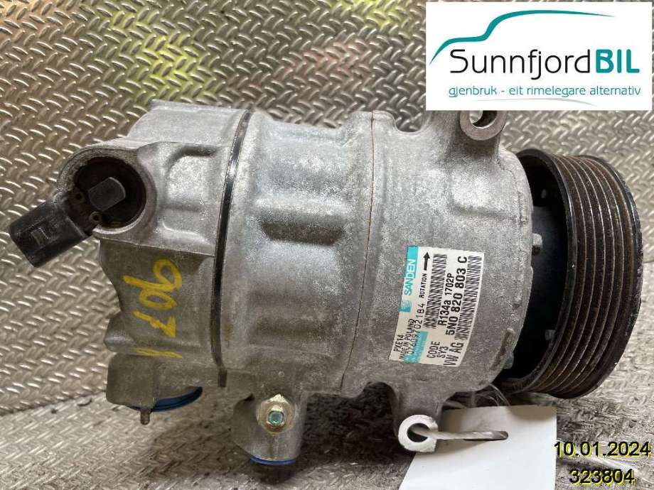 Aircondition kompressor til Škoda Octavia, 2009-2013 (Type II, Fase 2)  (SKODA|5N0 820 803 C)