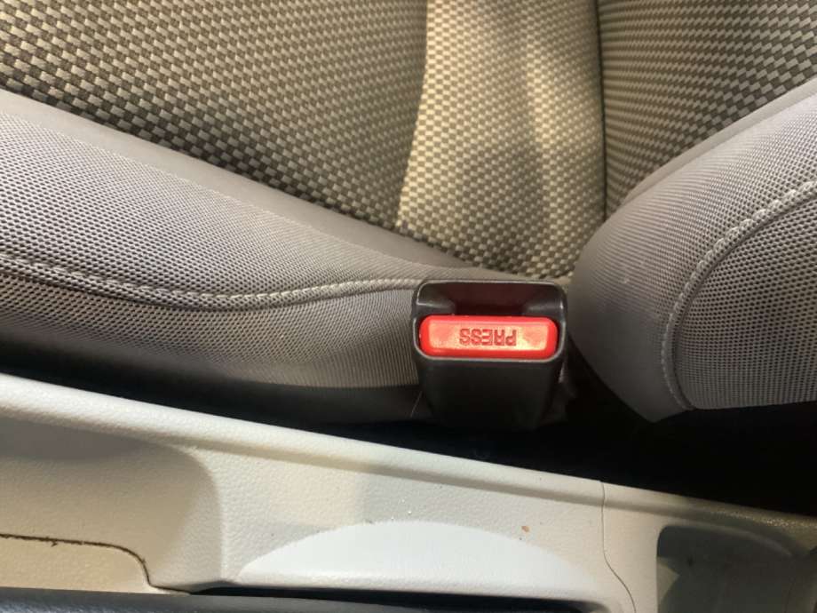Sikkerhetsbeltelås høyre foran til Honda CR-Z, 2010-2013  (HONDA|)