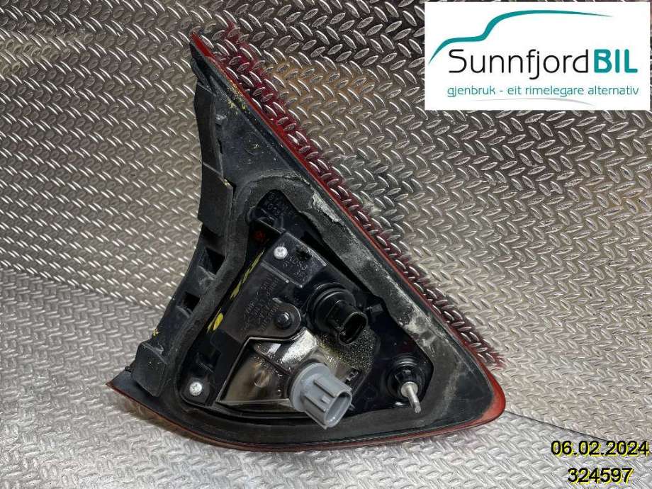 Baklykt høyre indre til Mazda CX-5 2012-2017 (Type I) (MAZDA||KD53513F0)