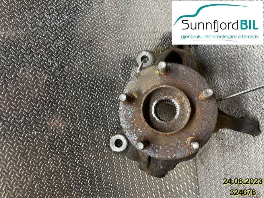 Hjulspindel venstre foran til Mazda CX-5, 2012-2017 (Type I)  (MAZDA|KD3533031)