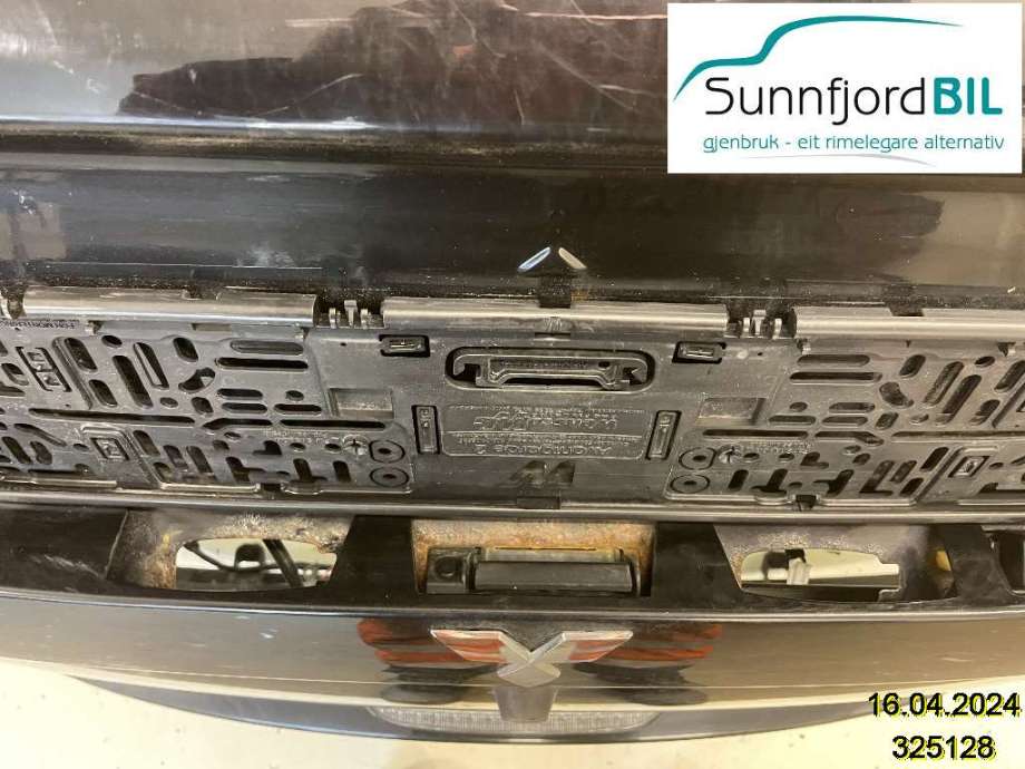 Bakluke til Mitsubishi Outlander 2007-2010 (Type II, Fase 1) (MITSUBISHI|5801A536|5801A622|)