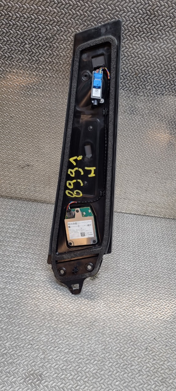 Kamera til Tesla Model 3 2018-2023 (Fase 1)  (TESLA|1109255-00--I|)